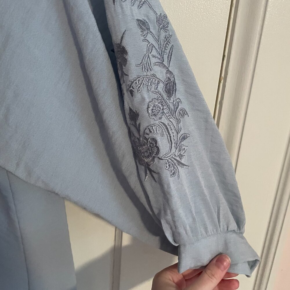Embroidered Blouse - Picture 4 of 5